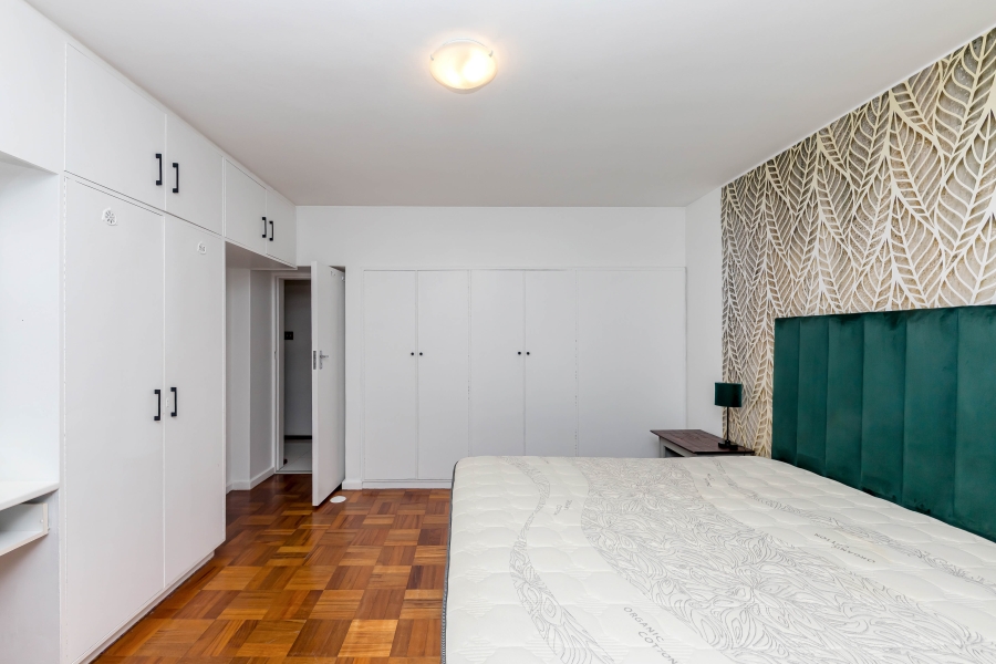 To Let 2 Bedroom Property for Rent in Sea Point Western Cape